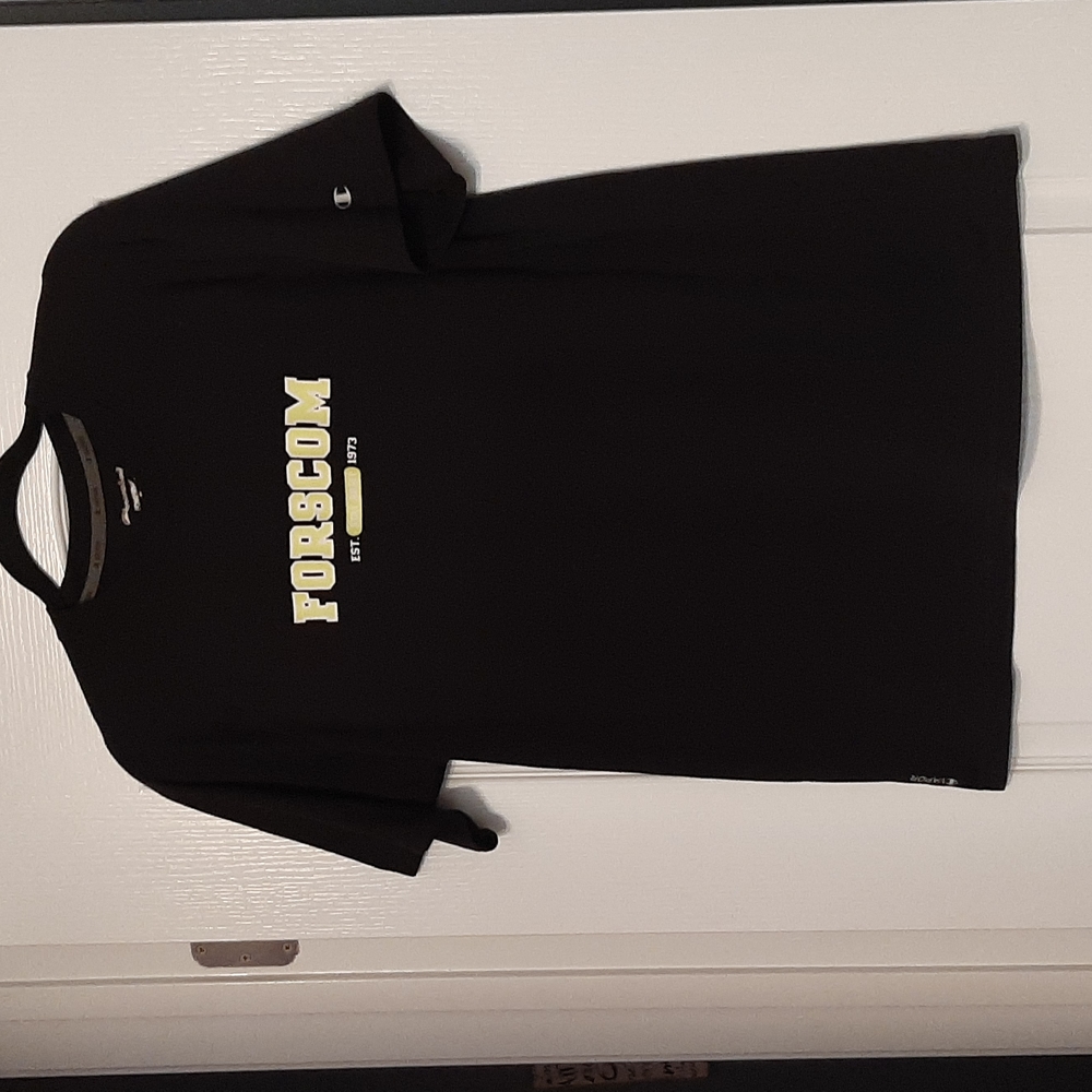 Champion FORSCOM U.S. Army Tee Shirt - Black - Size Medium - for used condition